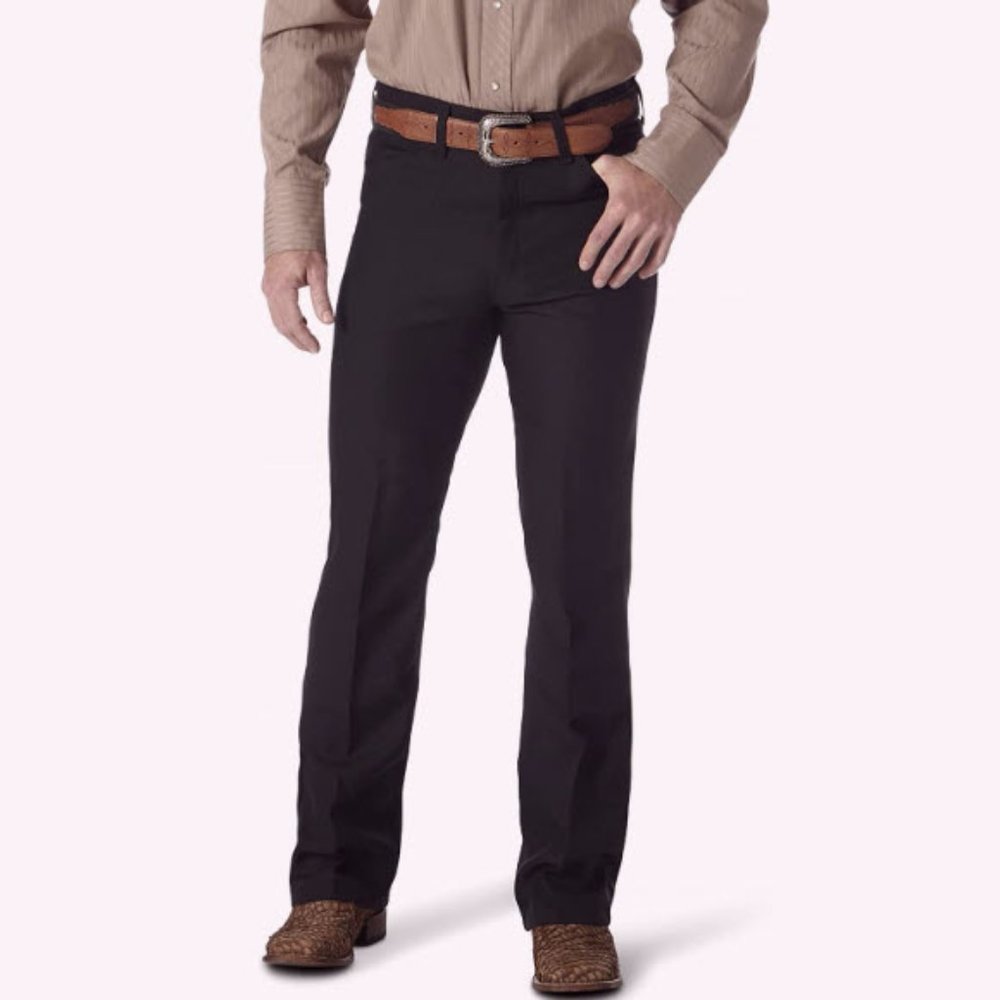 NEW w/Tags Wrangler Men's Wrancher Dress Jean 32W 34L Regular Fit